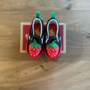 Toddler Strawberry 🍓 Vans